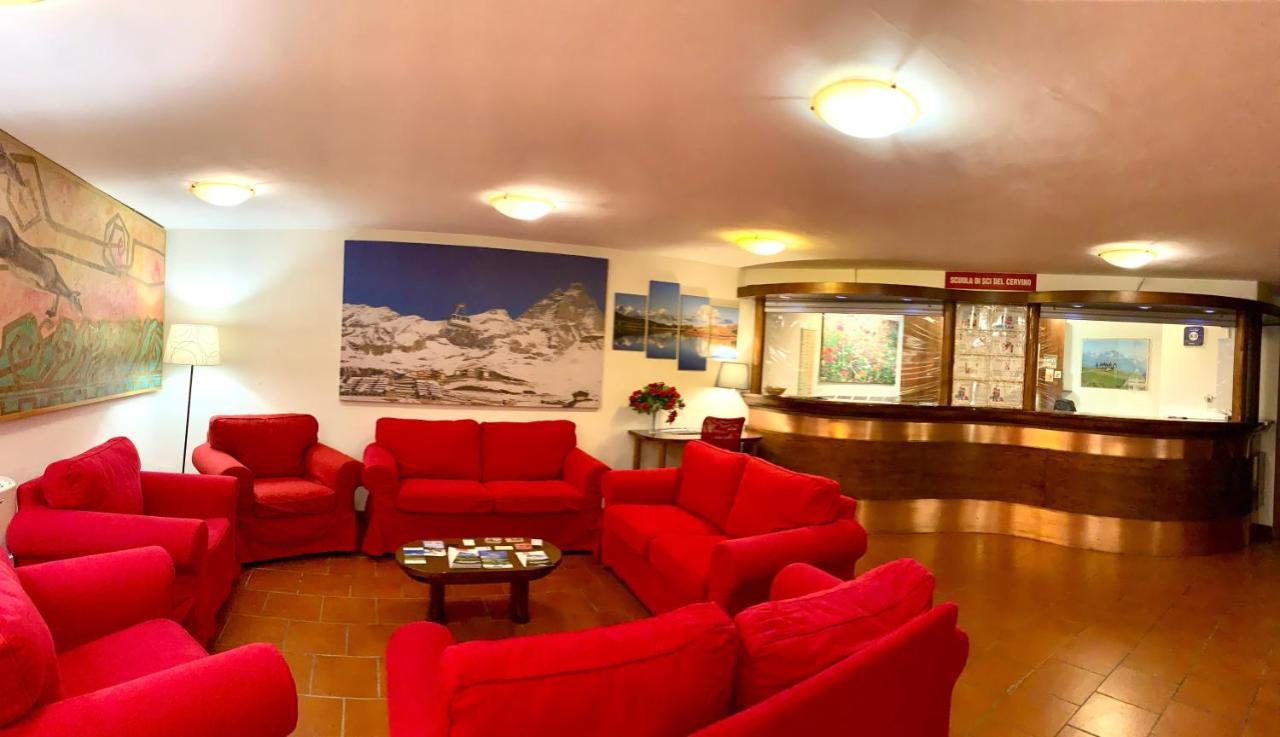 Cervinia Due Aparthotel Breuil-Cervinia Buitenkant foto