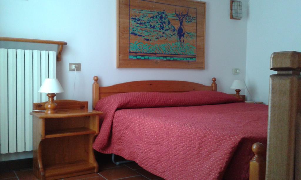 Cervinia Due Aparthotel Breuil-Cervinia Kamer foto