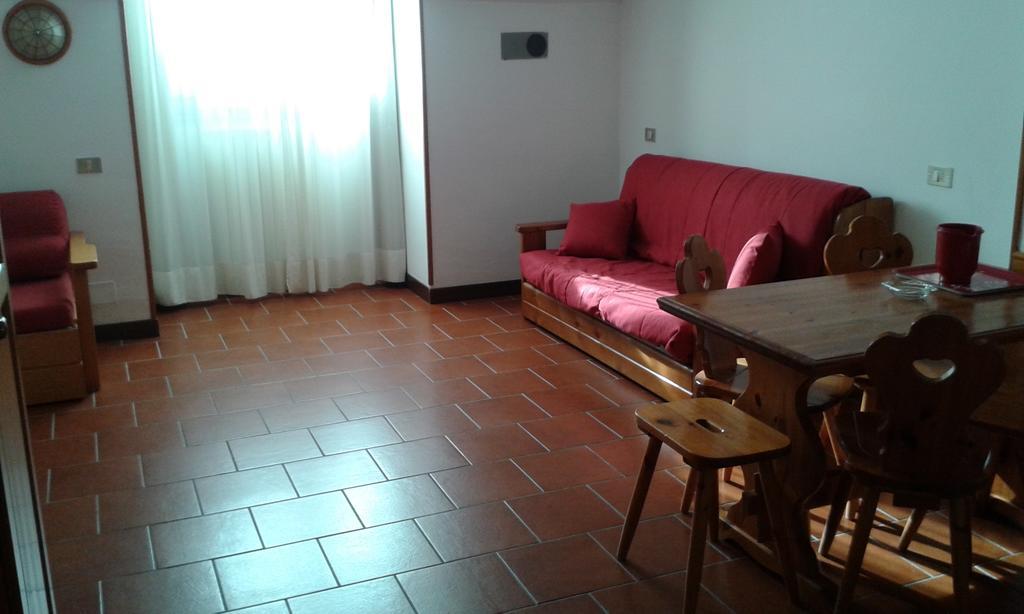 Cervinia Due Aparthotel Breuil-Cervinia Kamer foto