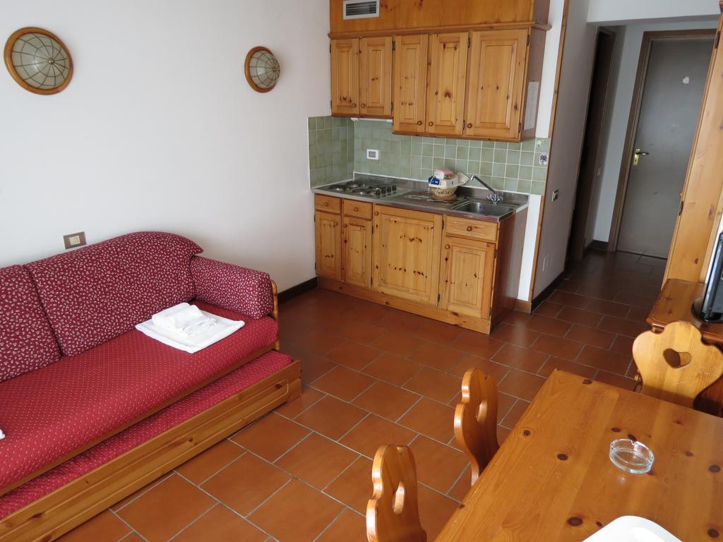 Cervinia Due Aparthotel Breuil-Cervinia Kamer foto